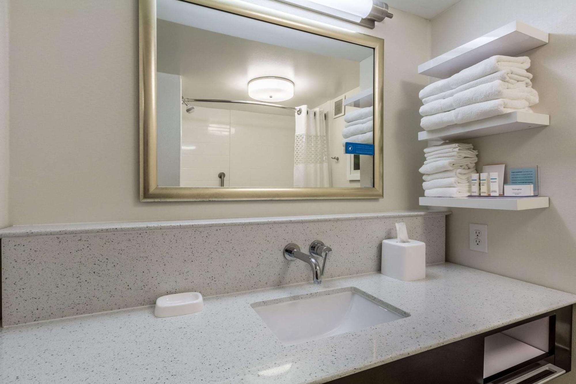 Hampton Inn Jackson Pearl Intrntl Airport Εξωτερικό φωτογραφία
