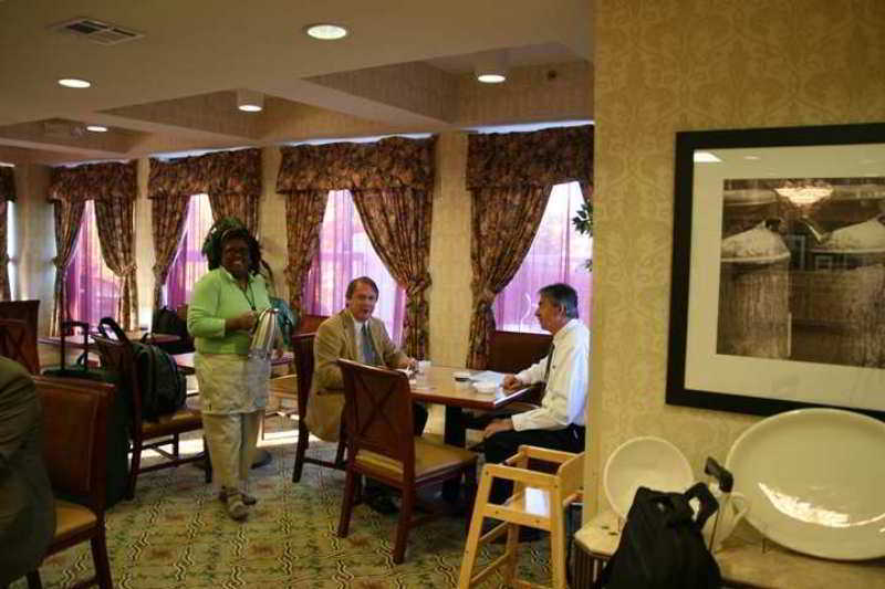 Hampton Inn Jackson Pearl Intrntl Airport Εστιατόριο φωτογραφία